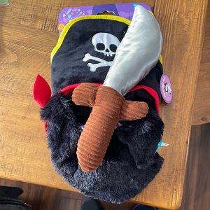 Bark dog toy and hat - pirate